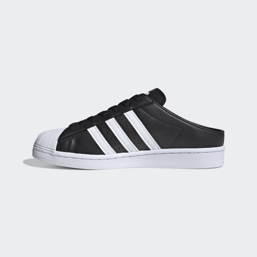 scarpe adidas aperte