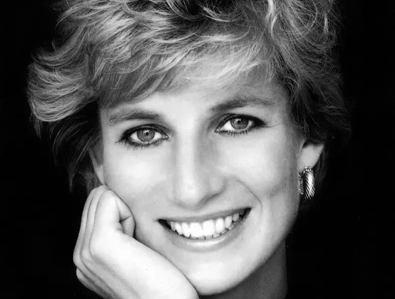 Lady Diana, 25 anni fa l'incidente mortale a Parigi - Wondernet Magazine