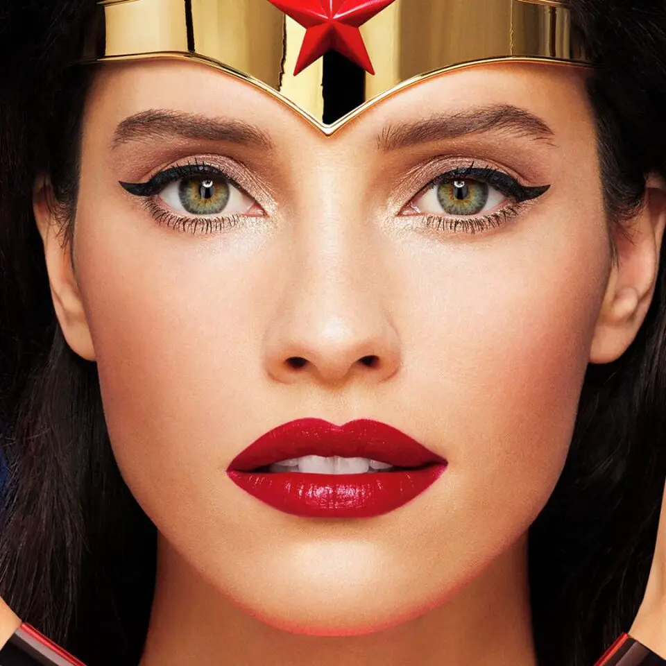 Kiko X Wonder Woman, una capsule collection ispirata all'eroina femminile