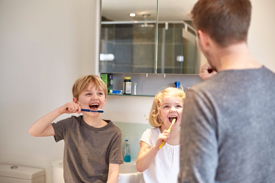 Bambini, la salute dei denti ai tempi del Covid: i consigli degli specialisti  ASIO