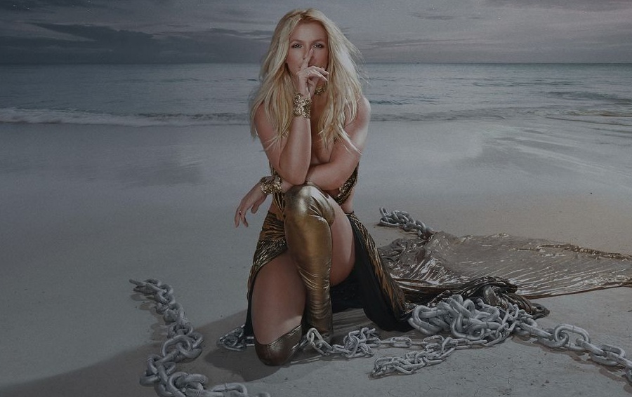 Britney Spears, il nuovo singolo Swimming in the Stars