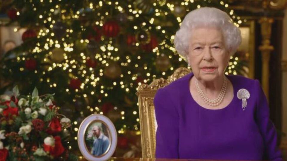 Natale 2020, la regina Elisabetta: «Non siete soli»