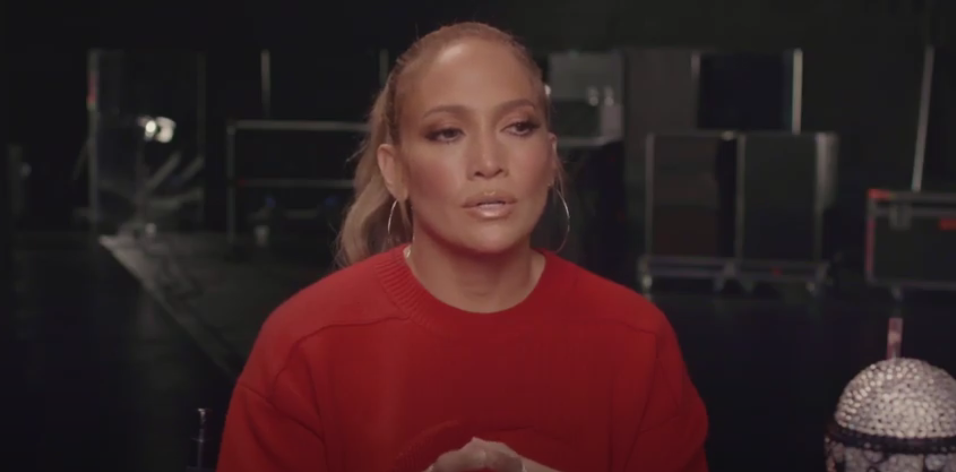Jennifer Lopez in "Coach Conversation" su YouTube