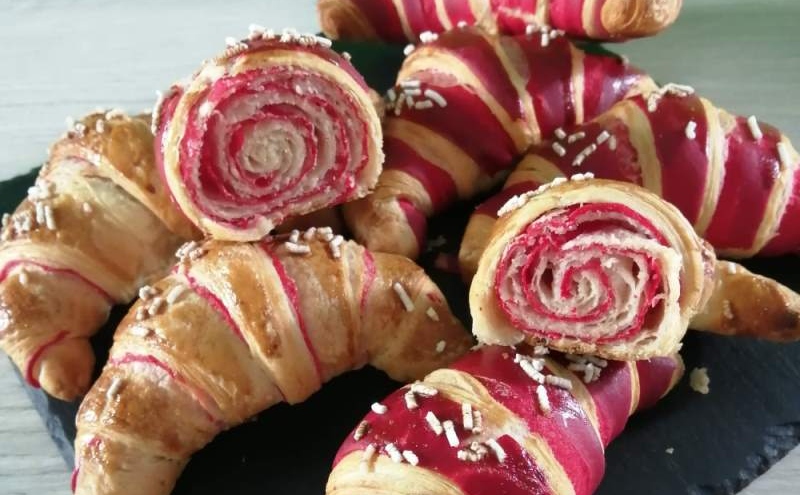 Croissant bicolore, la ricetta dello chef Samuele Calzari di "Bake Off Italia"