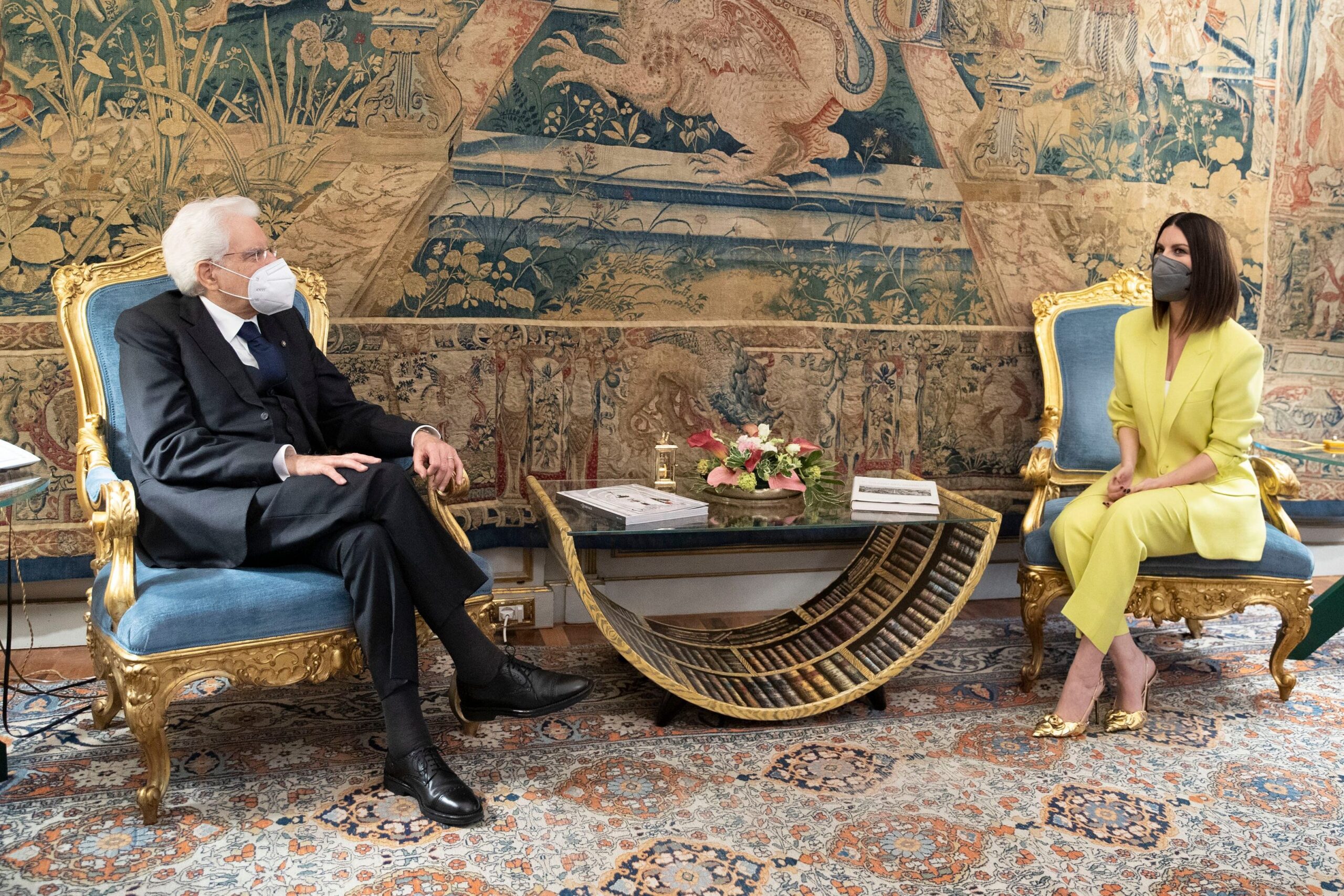 Laura Pausini al Quirinale dal presidente Mattarella Laura Pausini al Quirinale dal presidente Mattarella