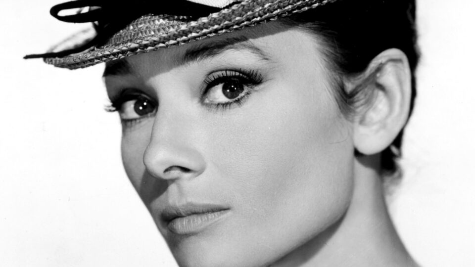 “Audrey Hepburn. La farfalla di ferro”, il libro di Alessandro Ruta 