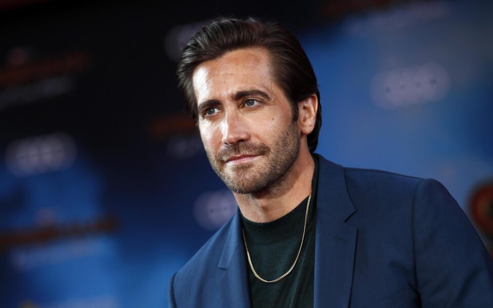 Jake Gyllenhaal, volto del nuovo profumo di Prada