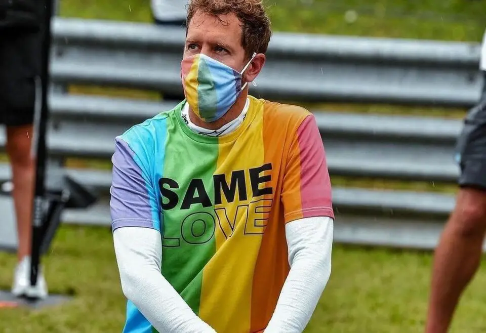 Vettel al GP di Ungheria sfida Orban con i colori arcobaleno