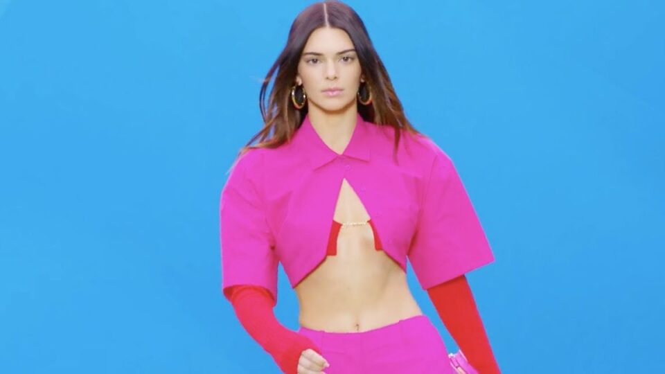 Jacquemus, Kendall Jenner nuda nella campagna