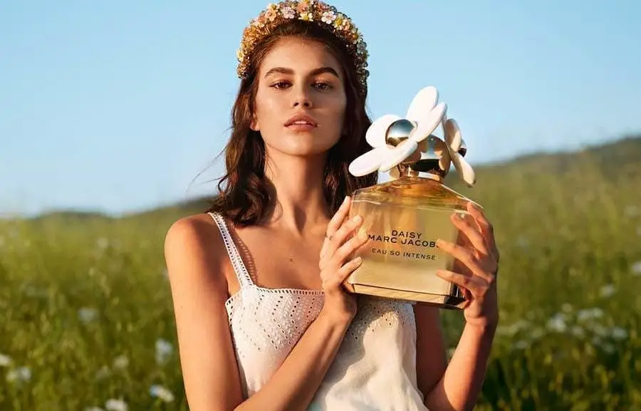 Daisy Eau So Intense, il nuovo profumo di Marc Jacobs