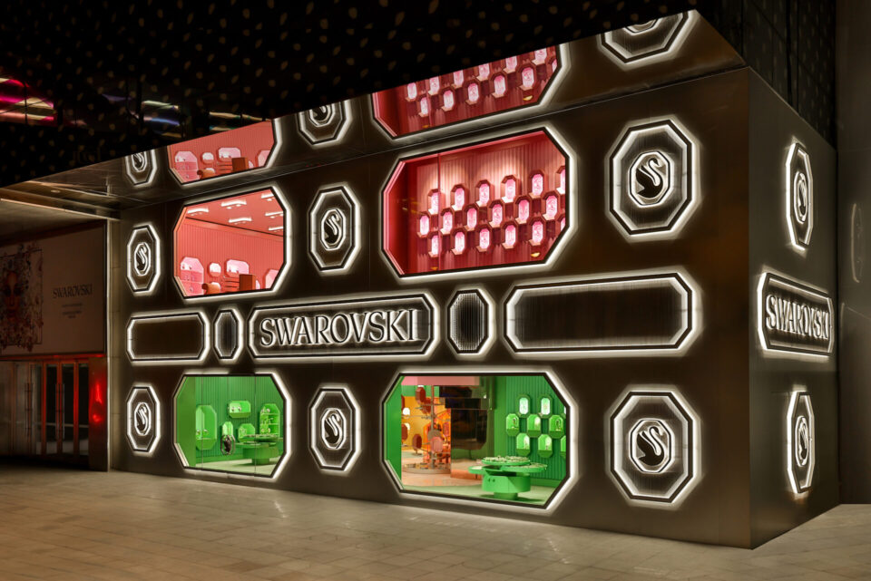Swarovski, primo flagship store asiatico a Shanghai_