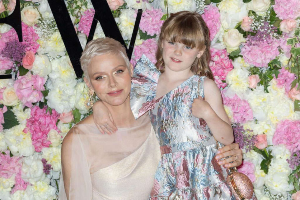 Charlène di Monaco e la figlia Gabrielle alla Montecarlo Fashion Week