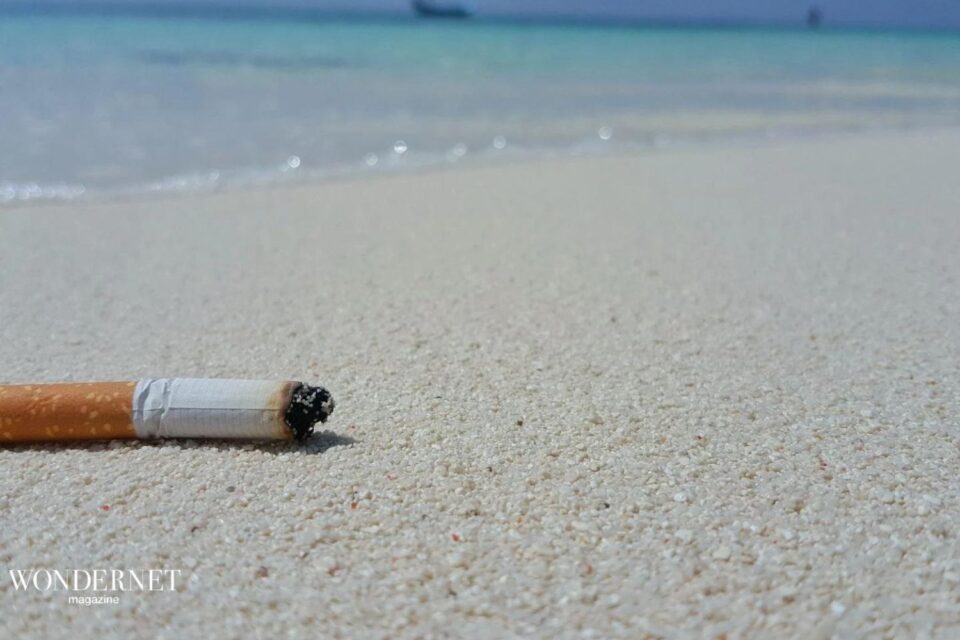 Inquinamento, il 40% dei rifiuti nel Mediterraneo sono mozziconi di sigarette
