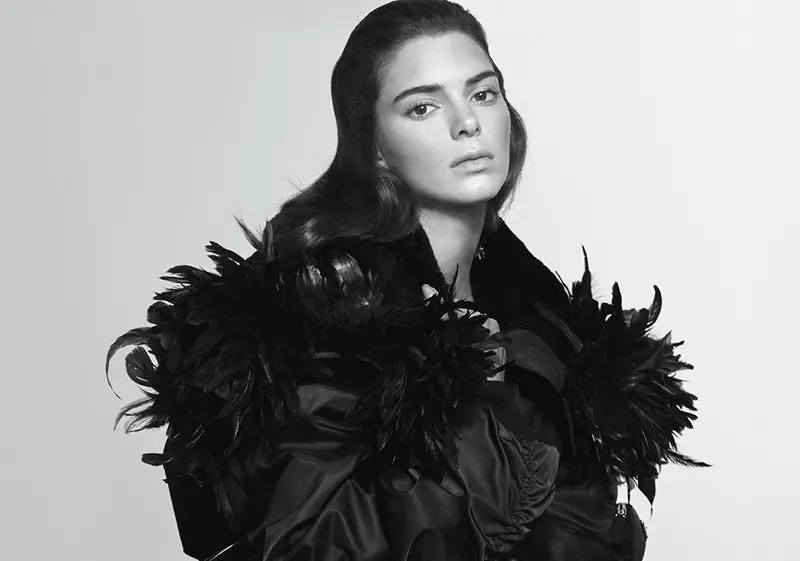 Prada, la campagna Autunno/Inverno 2022 con Kendall Jenner