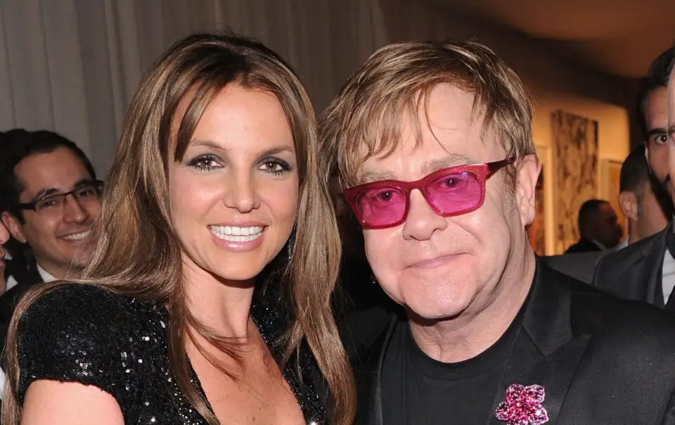 Elton John e Britney Spears, l'anteprima del duetto "Hold me closer"