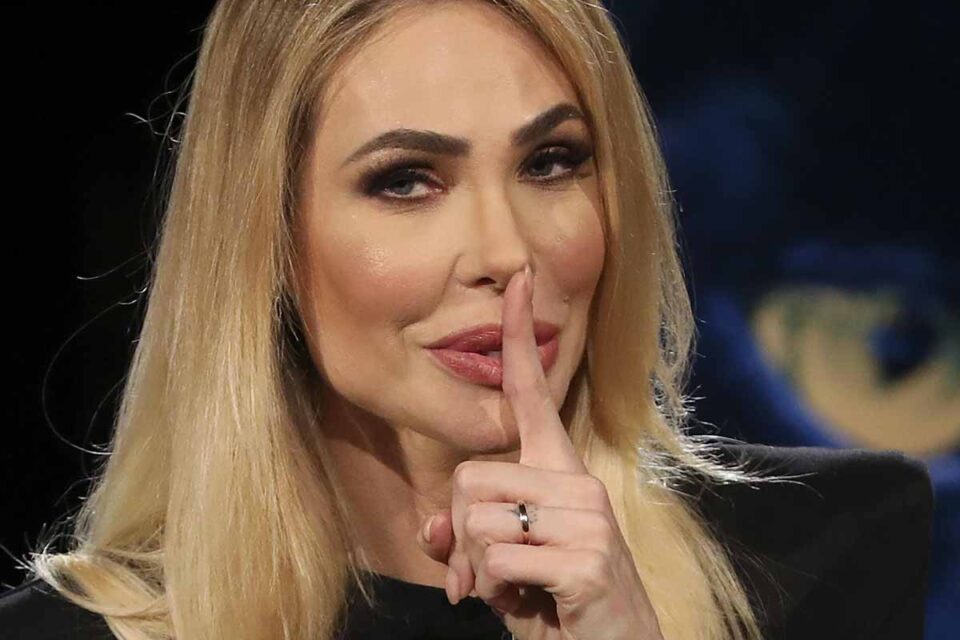 Ilary Blasi e la richiesta di mantenimento, parla il legale