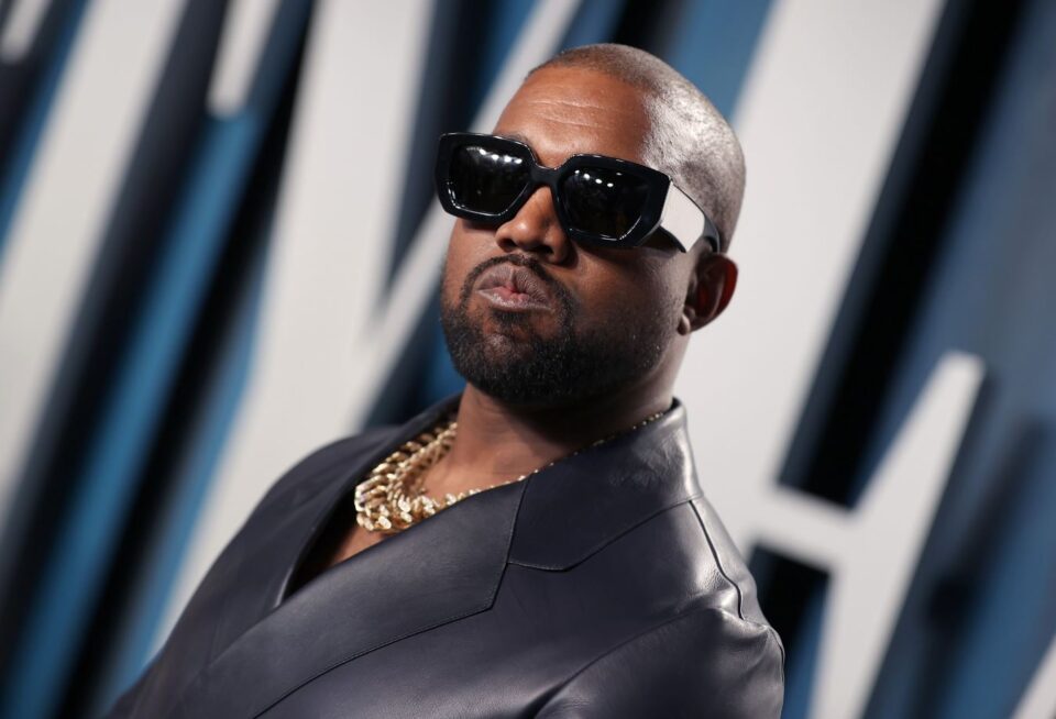 Kanye West, sospeso il suo account Twitter