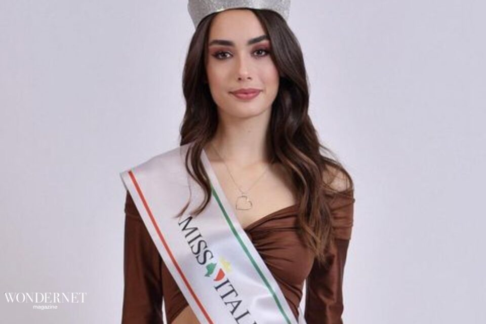 Miss Italia 2022 è la romana Lavinia Abate