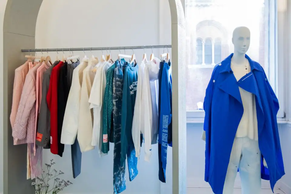 Apre Fashion Hub al via Milano Moda Donna FW23