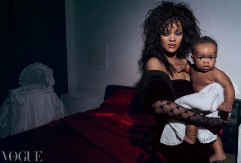 Rihanna in copertina con il figlio su Vogue British