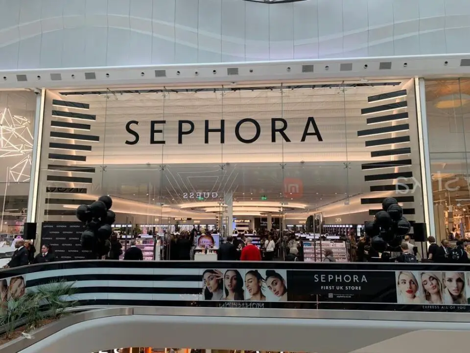 Sephora inaugura il suo primo store a Londra