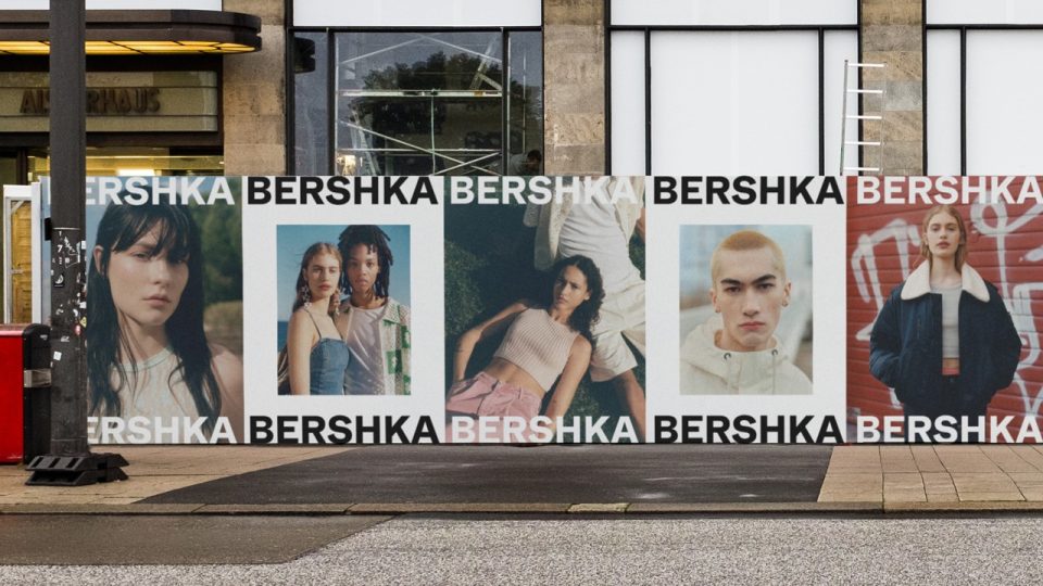 Bershka compie 25 anni e si regala un nuovo logo