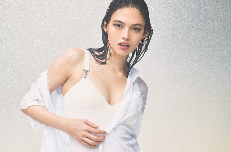 Emporio Armani, la collezione Swim 2023