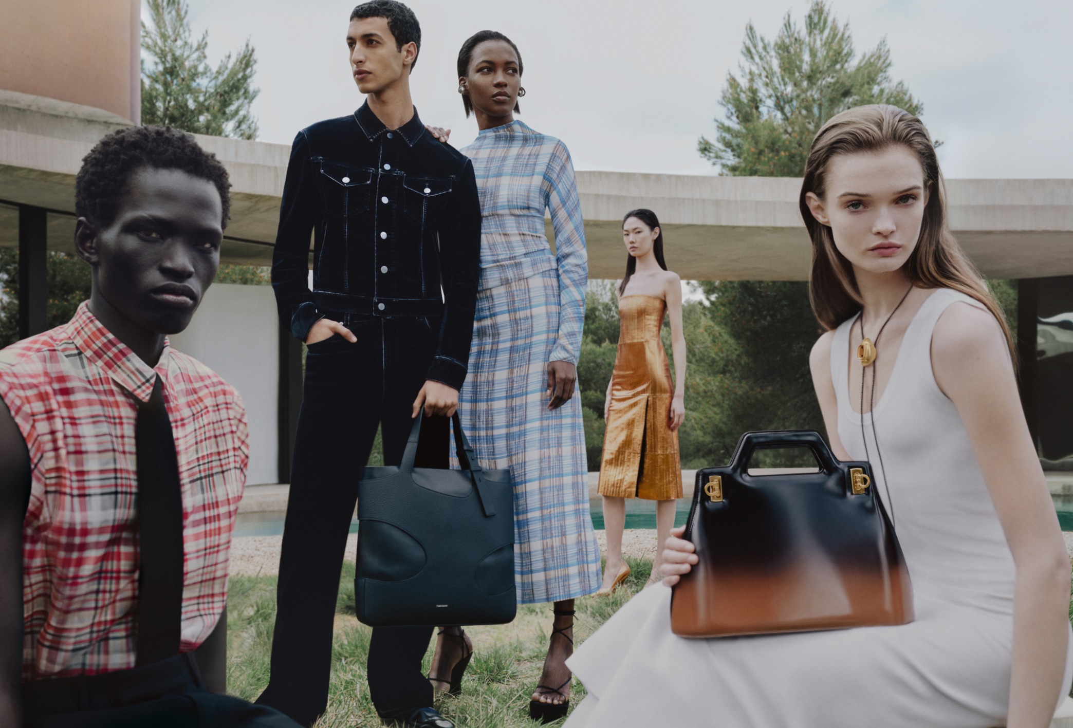 Ferragamo, la campagna Pre-Fall 2023