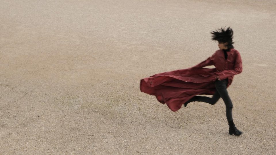 Maison Margiela, in mostra gli abiti disegnati dai ragazzi della Parsons Paris