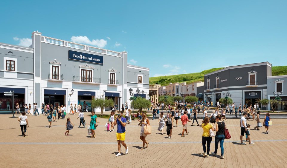 Sicilia Outlet Village, i saldi 2023 tra mostre e concerti
