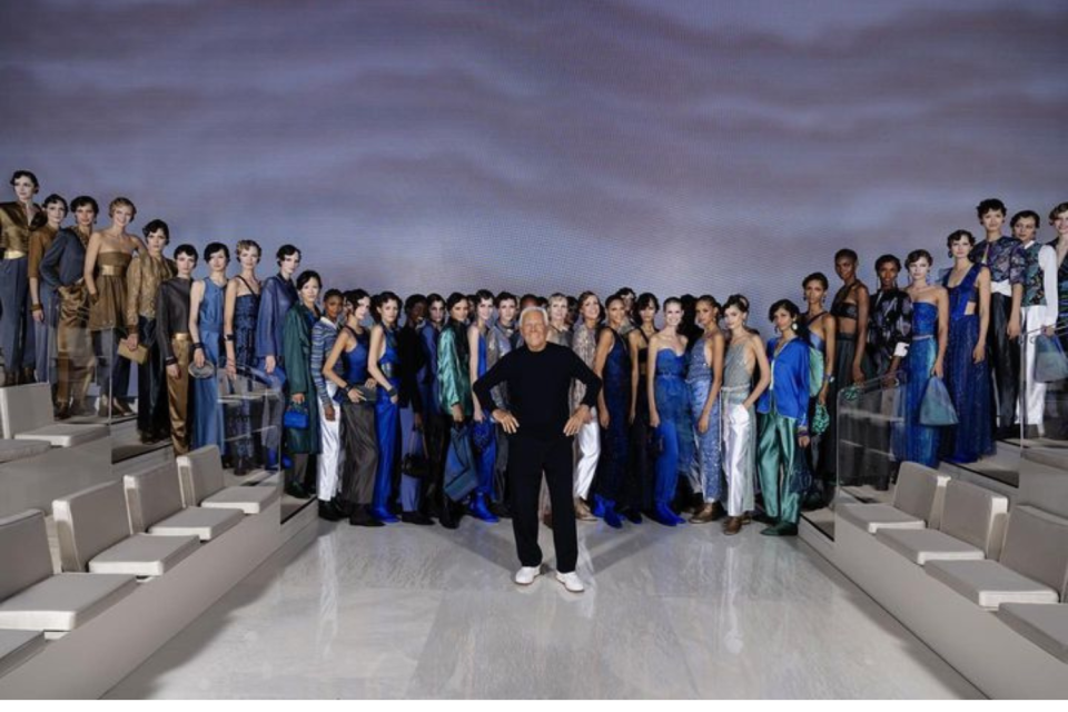 Giorgio Armani chiude Milano Moda Donna con la sfilata SS24
