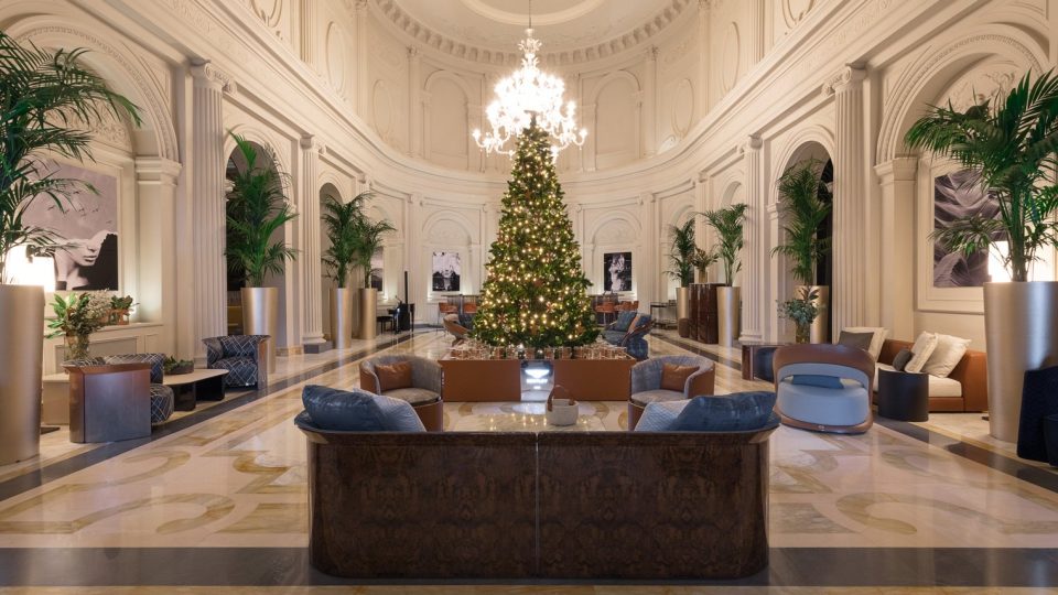 Bentley Home illumina il Natale all'Anantara Palazzo Naiadi Rome Hotel