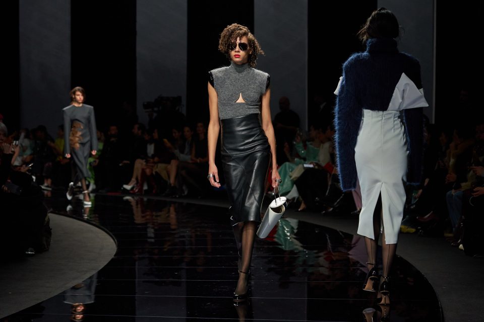 Sportmax, la sfilata FW24 ispirata alle icone musicali anni Ottanta