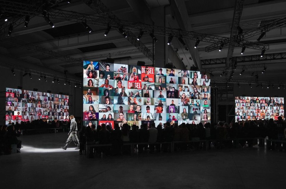 Diesel FW24, Ia sfilata in un live streaming di 72 ore