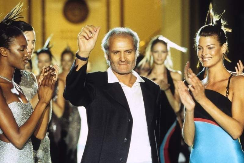Gianni Versace, a Reggio Calabria da oggi la mostra dedicata alle sue radici
