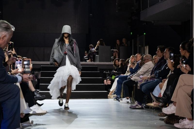 Sfilata della terza edizione di B-ICONIC durante la Milano Fashion Week alle Officine del Volo