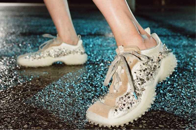 Miu Miu Bubble Shoe impreziosite da cristalli