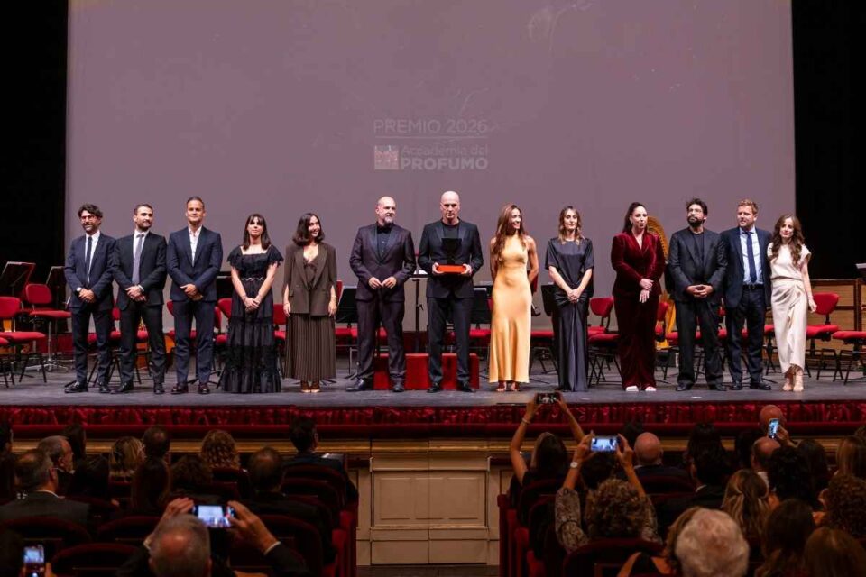 Premio Accademia del Profumo 2026, i vincitori sul palco del Teatro alla Scala di Milano