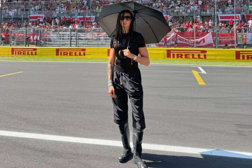 Ghali in Gucci al Gran Premio di Monza 2026 per la House 44 di Lewis Hamilton