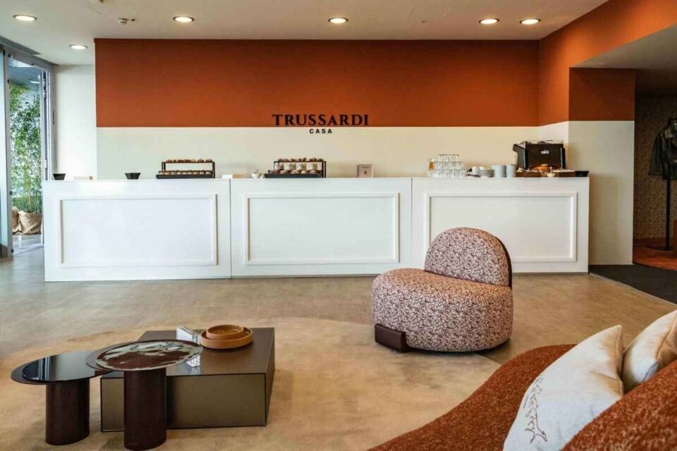 Spazio Trussardi Casa al Salone Nautico di Genova con arredi e complementi di design